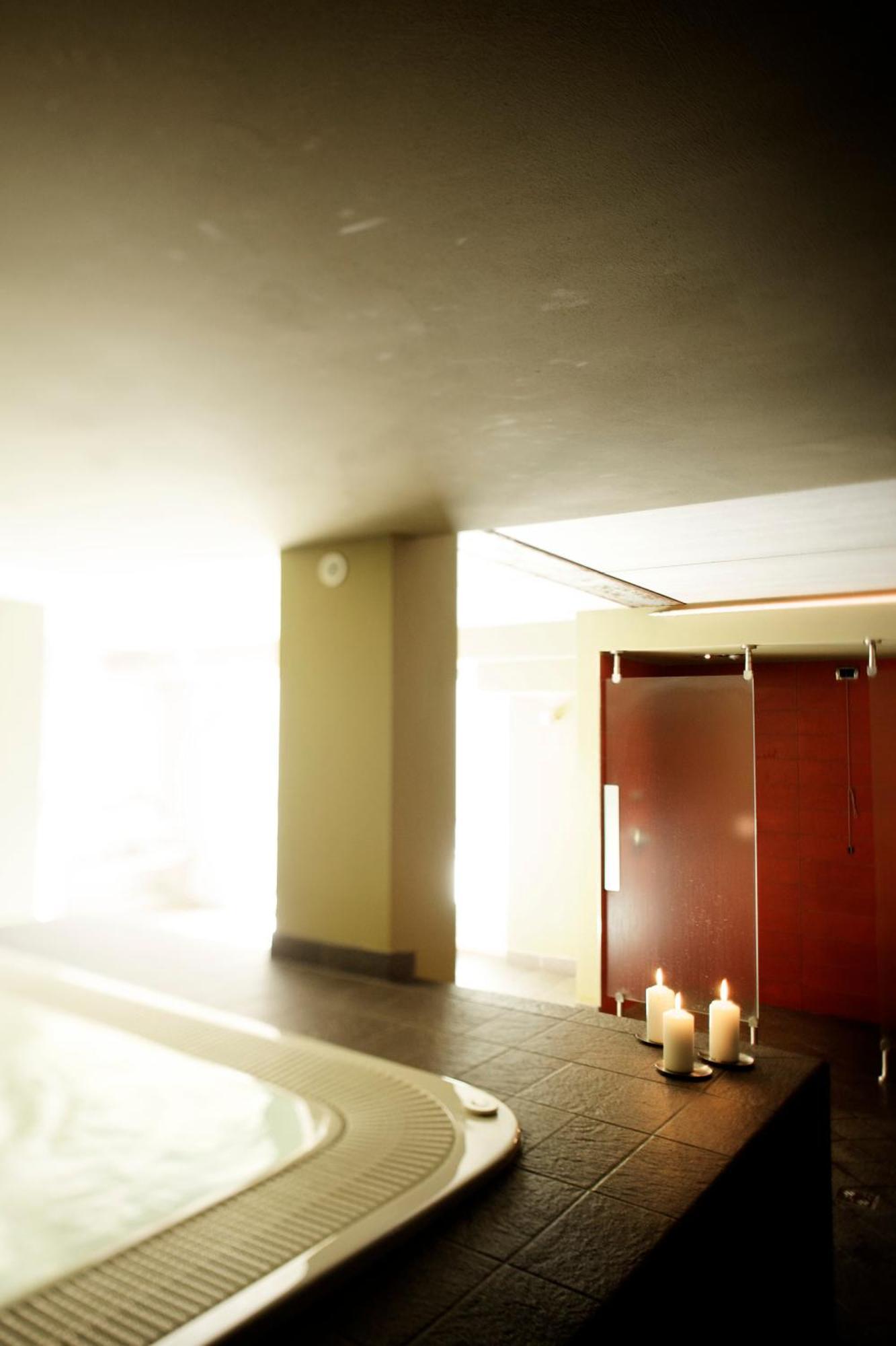 Hotel Dimora Storica La Mirandola 파쏘델토날레 외부 사진