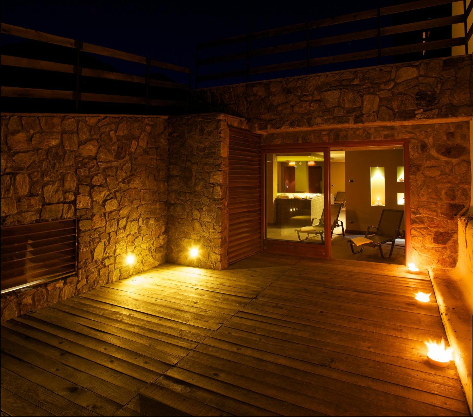 Hotel Dimora Storica La Mirandola 파쏘델토날레 외부 사진